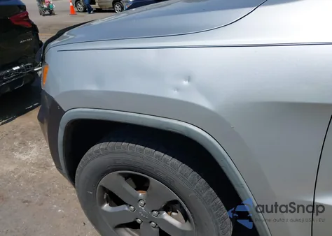 2011 Jeep Grand Cherokee Laredo из США, поврежденный, VIN 1J4RR4GG9BC575491